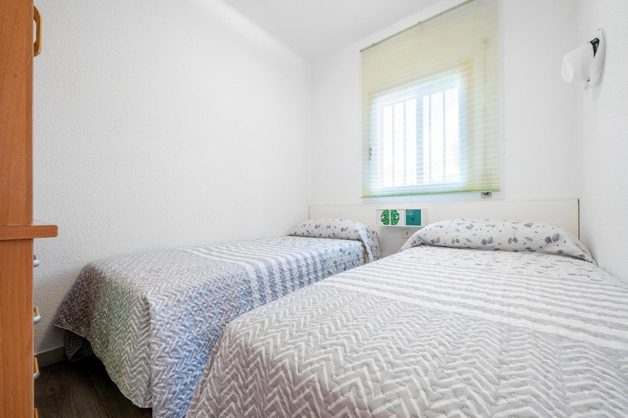 Hauzify I Apartaments Reddis Cambrils Exterior foto